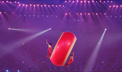 drum and drummers in the air during the Closing Ceremony for the Beijing 2008 Olympic Games drum and drummers in the air during the Closing Ceremony for the Beijing 2008 Olympic Games