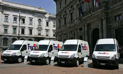 FedEx Express and Iveco in joint diesel-electric hybrid Daily van trials