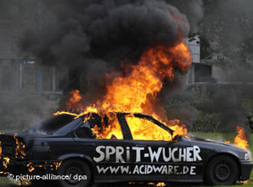 To protest unaffordable fuel prices, man in Germany sets his BMW on fire