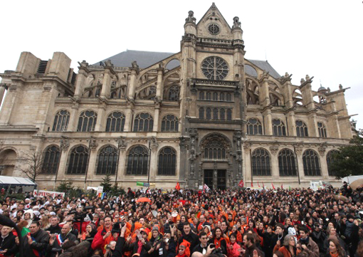 People gather for the 'Ultimatum Climate' flash mob in Paris ahead of the United Nations Climate Change Conference to be hosted in Copenhagen. People gather for the 'Ultimatum Climate' flash mob in Paris ahead of the United Nations Climate Change Conference to be hosted in Copenhagen.