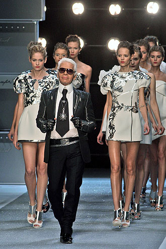The world of fashion is about 'dreams and illusions', Karl Lagerfeld said, dismissing as 'absurd' the debate prompted by Brigitte magazine which said it would no longer feature professional models on its pages.